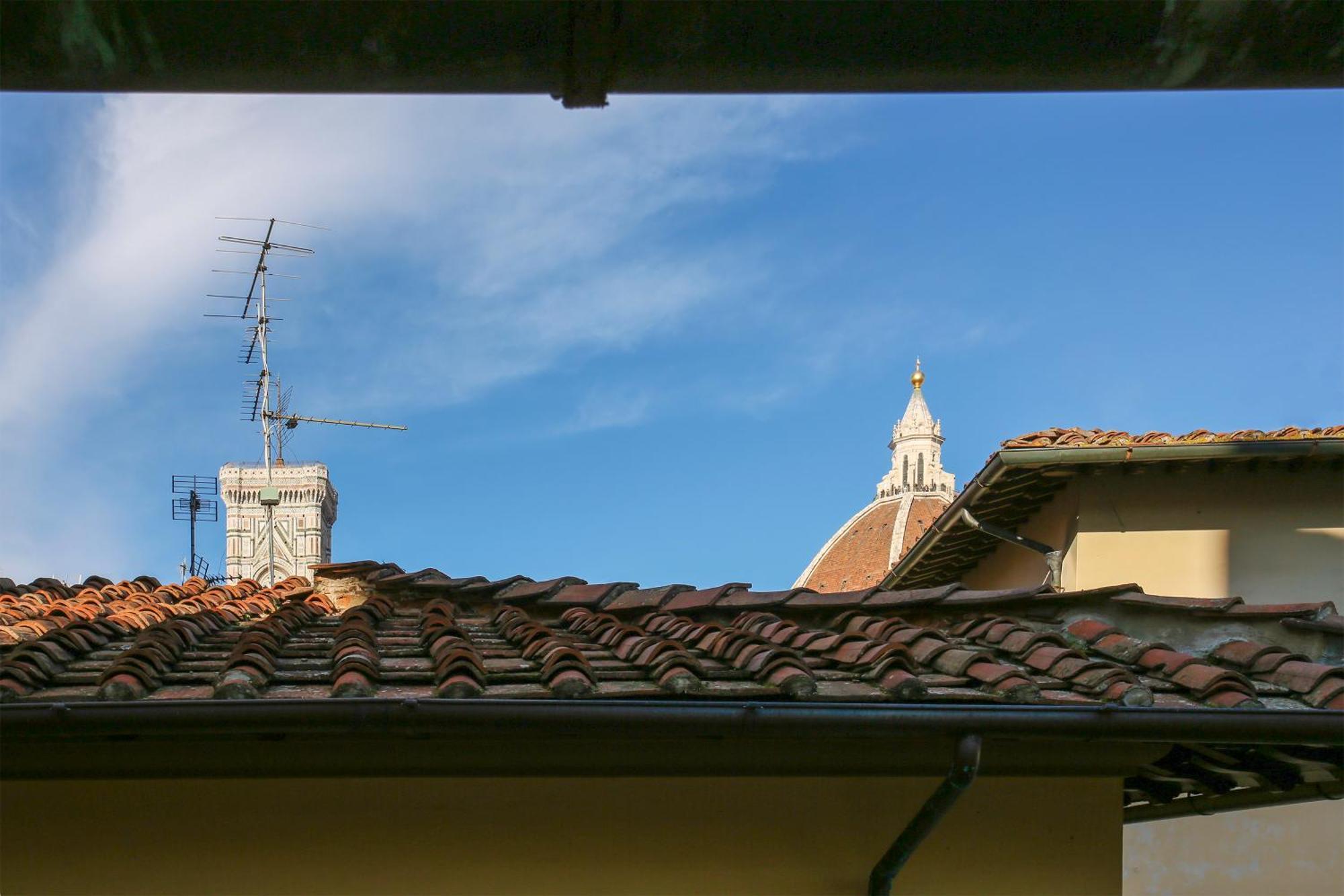 La Torre Di Dante Apartment Florence Luaran gambar